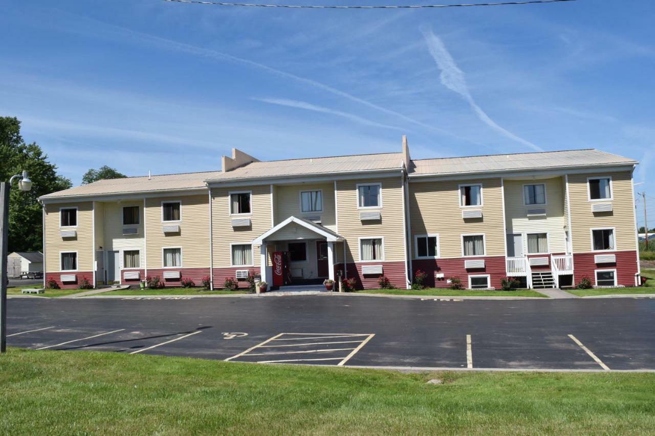 Budget Inn Ontario Ontario Center Exterior foto
