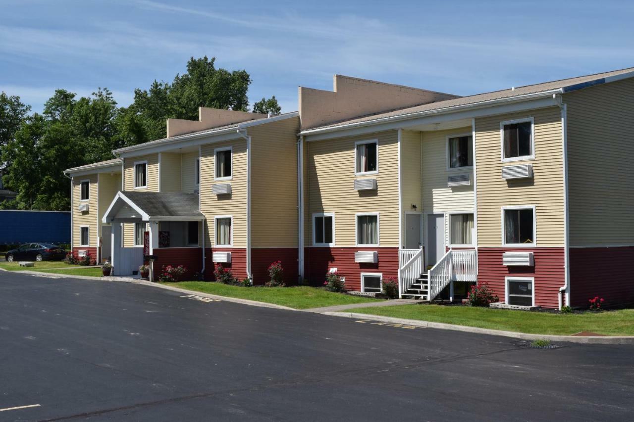 Budget Inn Ontario Ontario Center Exterior foto